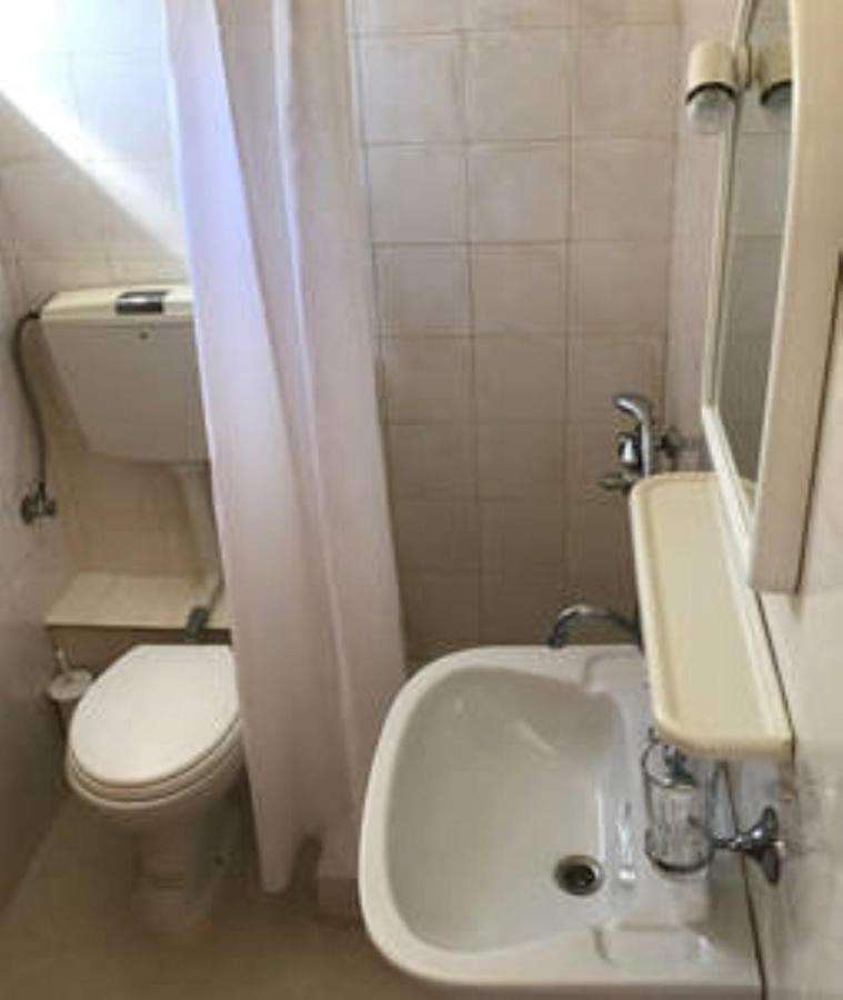 סיטייה Makis Apartments מראה חיצוני תמונה