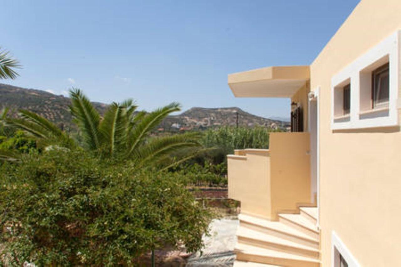 סיטייה Makis Apartments מראה חיצוני תמונה