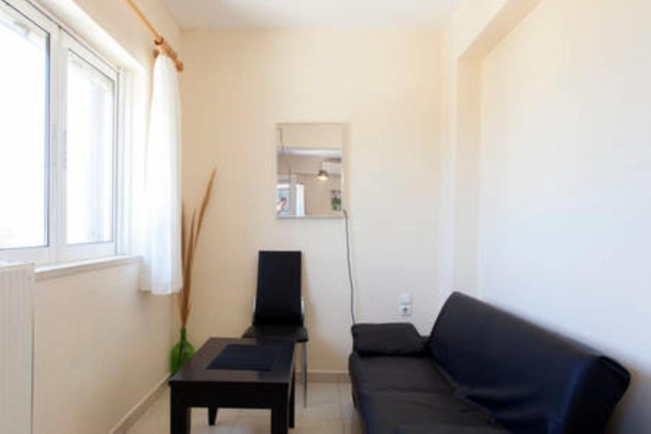 סיטייה Makis Apartments מראה חיצוני תמונה